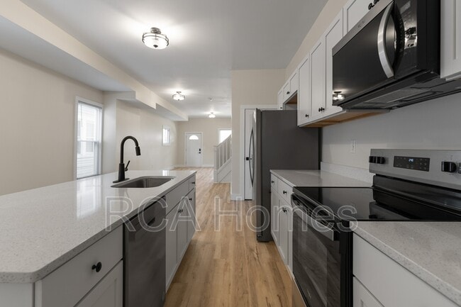 Photo - 238 Eastern Ave