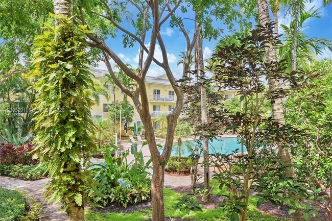 Building Photo - 150 NE 15th Ave Unit 235