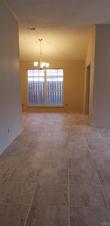 Photo - 17 Crown Pointe Blvd