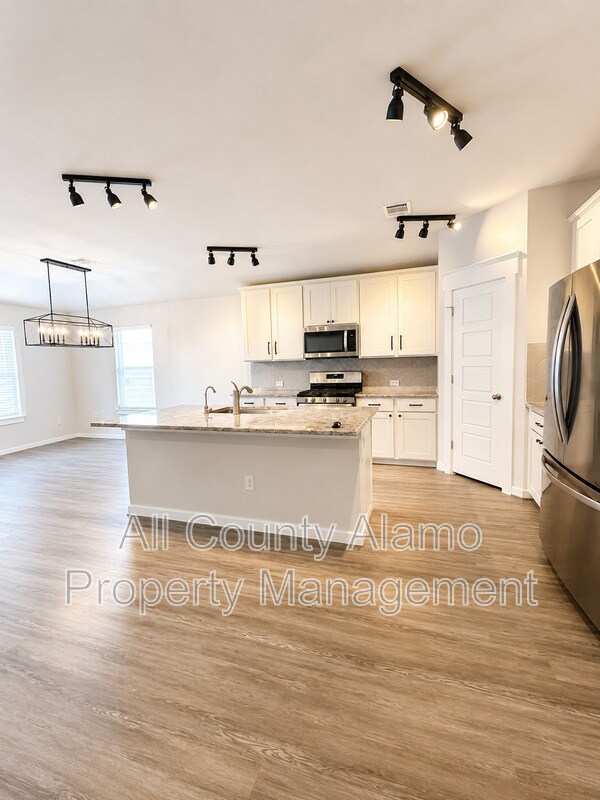 Photo - 10542 Francisco Way