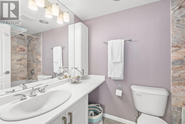 567 Lonsdale Ave Unit 1