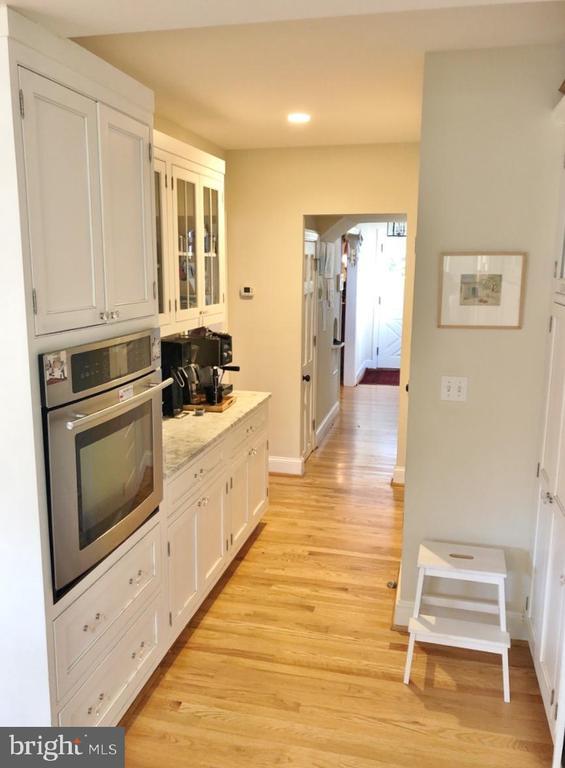 Building Photo - 5603 Chevy Chase Pkwy NW Rental