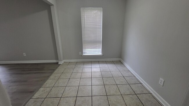 Photo - 3823 Rainford Dr