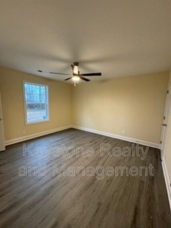 Photo - 109 B Mace Ln