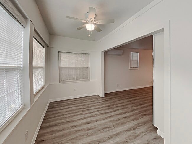 Photo - 630 N Halifax Ave