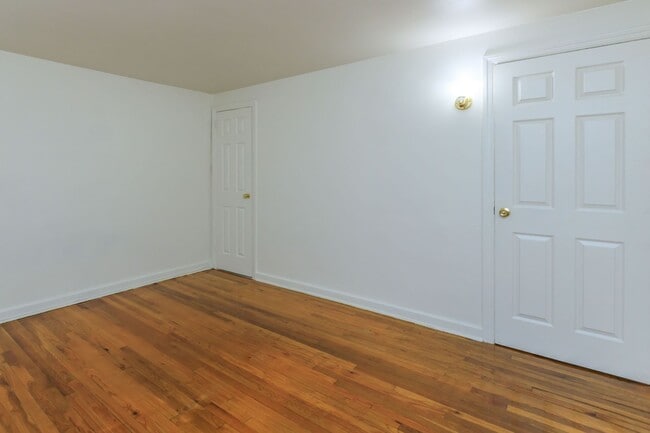 Nottingham Apartments in Hamilton, NJ