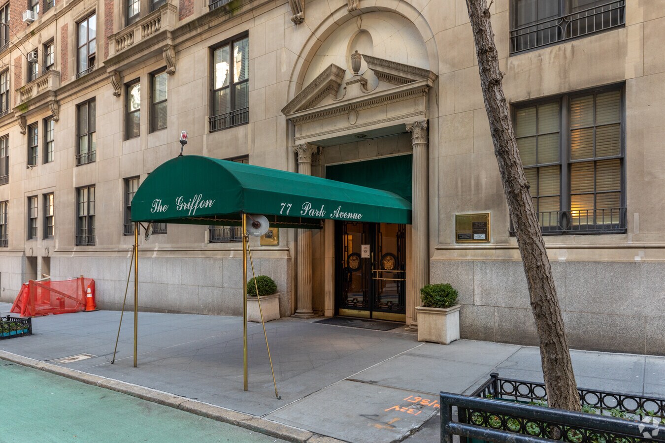 Photo - The Griffon Condominiums