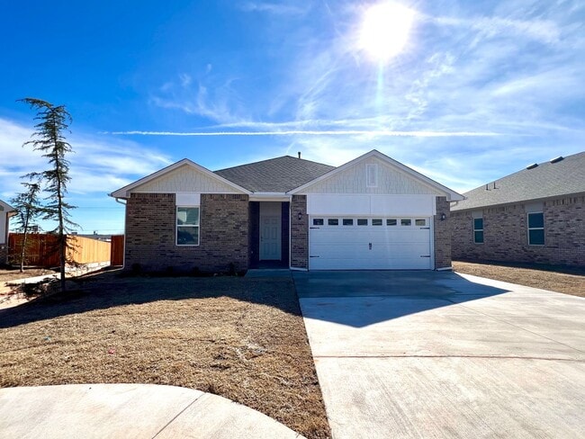 Photo - 3 Bedroom 2 Bathroom 2 Car Garage Home in Oakdale School District