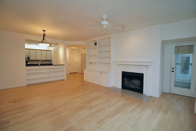 Photo - 1710 S Harbor Way