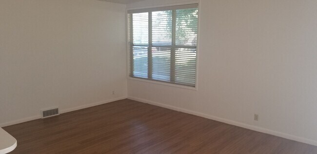 Photo - 1313-1315 NE Harvey Road Unit 1315 NE Harvey Road