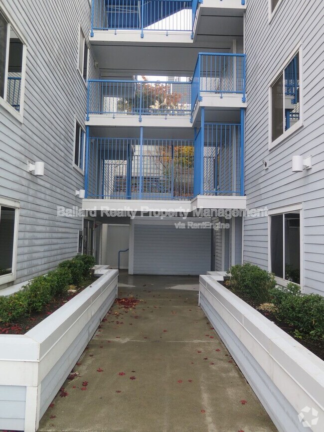 Building Photo - 2244 13th Ave W Unit 213 Rental
