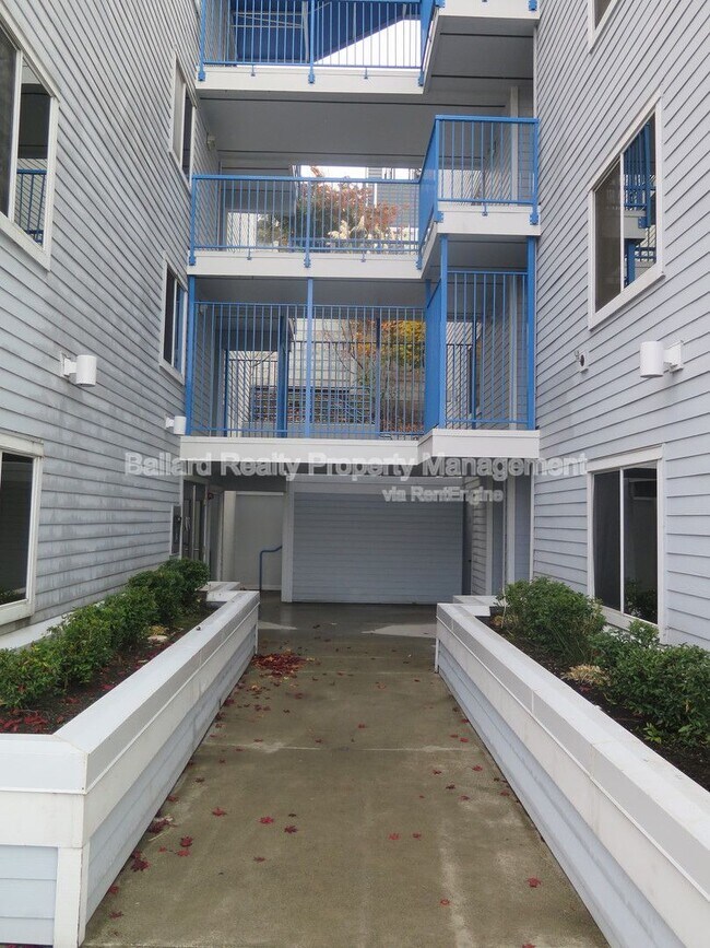Photo - 2244 13th Ave W Condo Unit 213