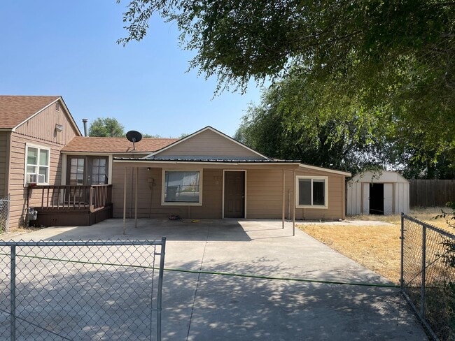 Building Photo - 223 E Florida Ave Unit 1093 B