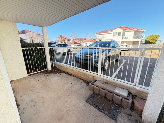 Photo - 1200 Glen Canyon Dr