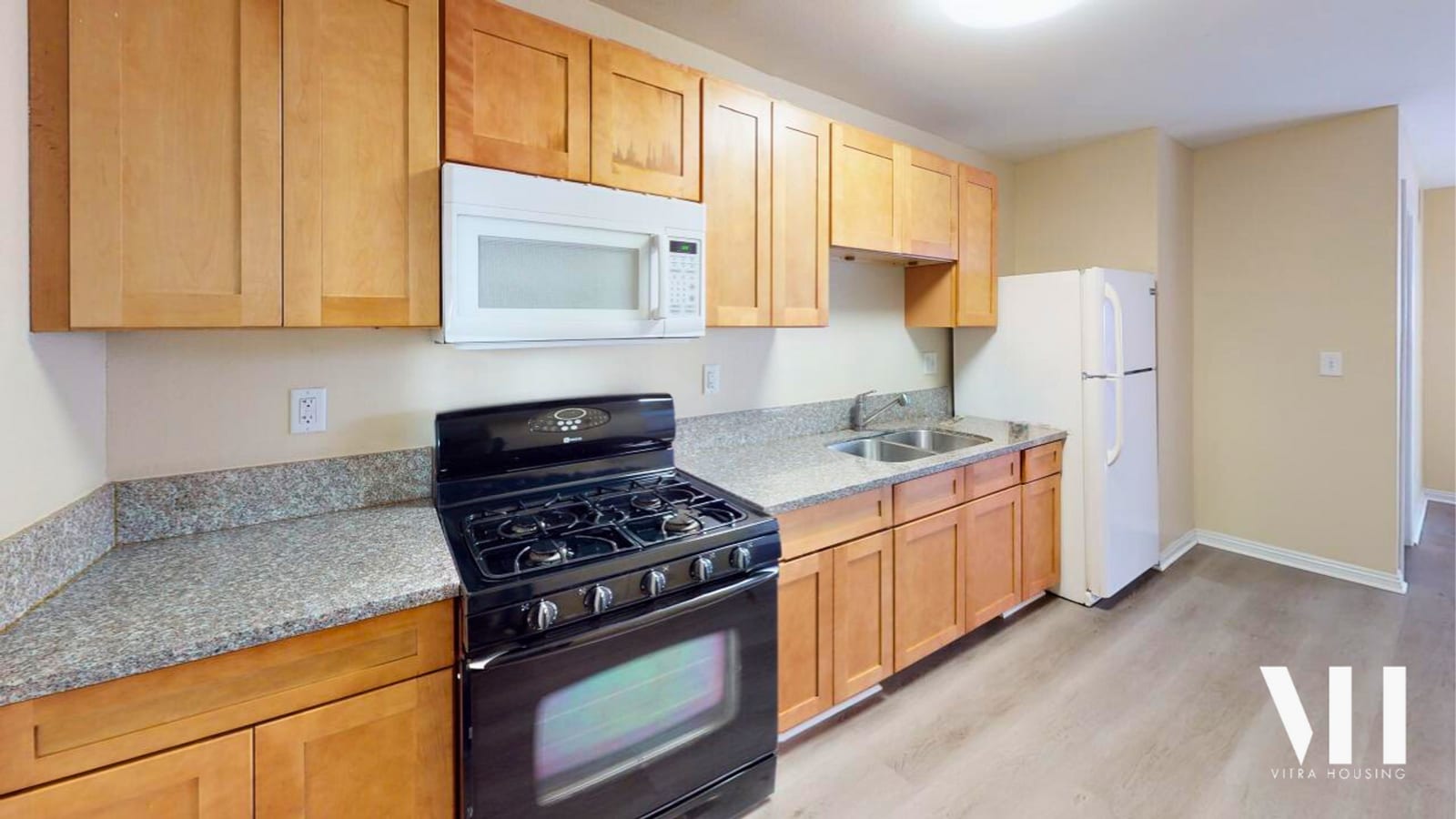 Photo - Three Bedroom Townhome with Private Baths ...