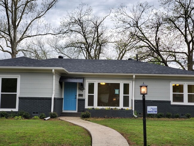 Photo - 1307 Aldridge-House-Commerce-"October Move...