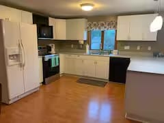8 Woodbridge Rd Unit 1