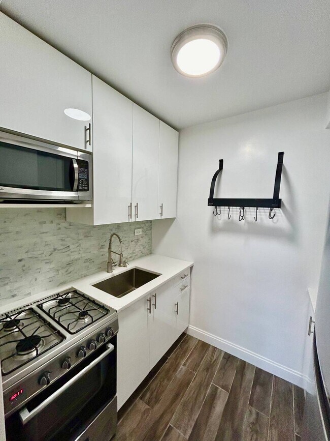 Photo - 5730 Mosholu Ave Unidad 3C