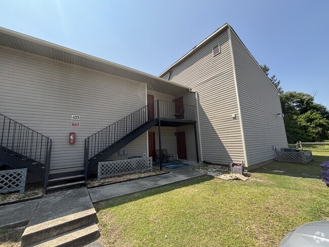 Building Photo - 1123 Southwood Dr Rental