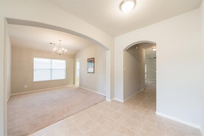 Photo - 9934 Barr Lake Dr
