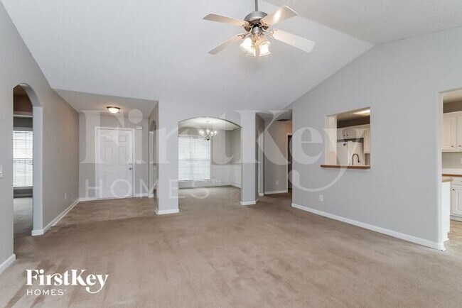 Photo - 204 Stream Side Ct