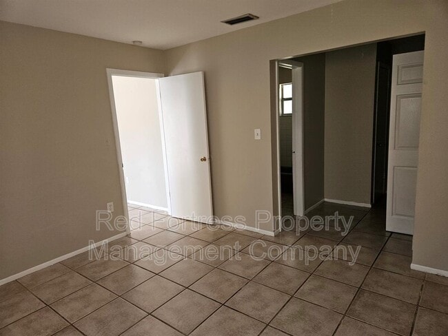 Photo - 3812 Desoto Ave