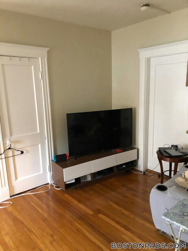 Building Photo - 233 Lafayette St