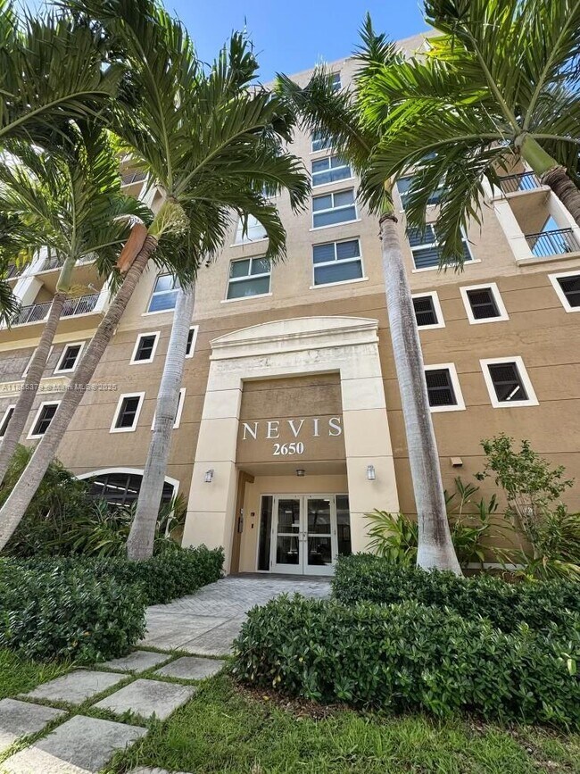 Building Photo - 2650 SW 37th Ave Unit 902 Rental