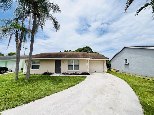 Building Photo - 5855 Timber Valley Dr