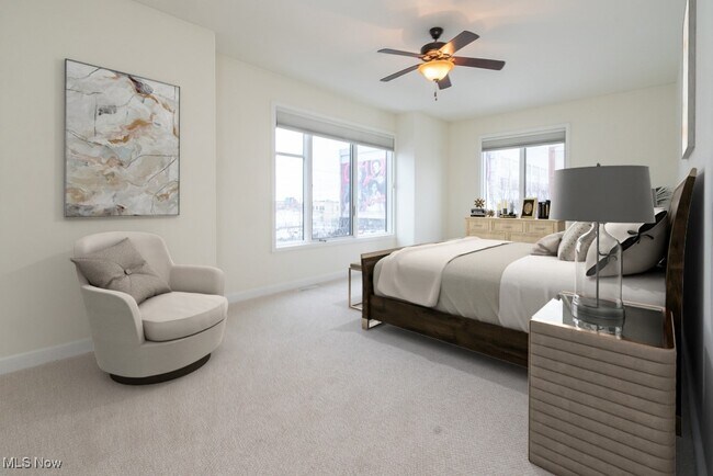 Photo - 1419 E 14th St