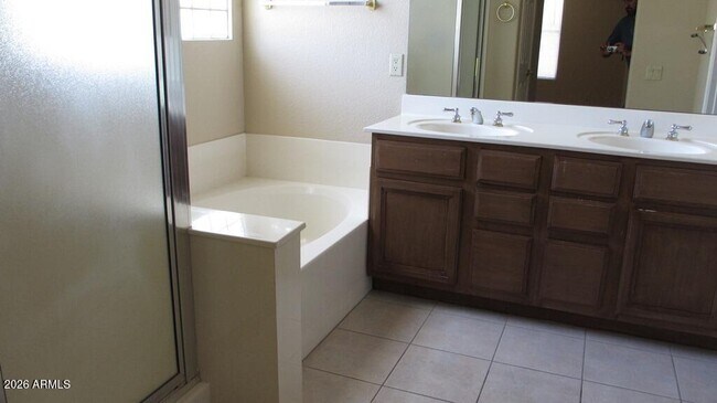 Photo - 2471 W Hemlock Way