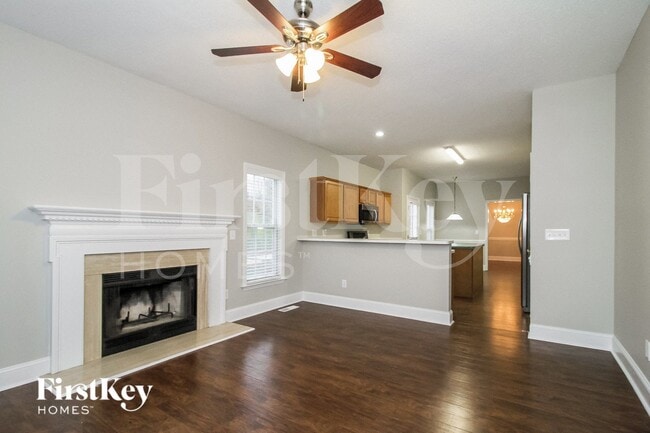 Photo - 5910 Habersham Dr
