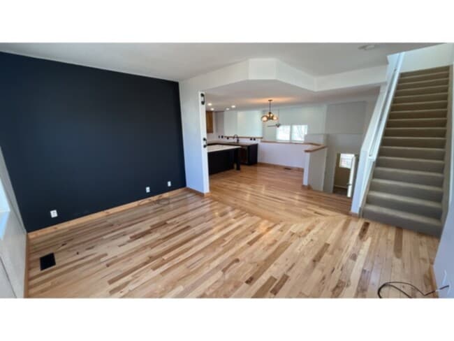 Photo - Beautiful updated Townhome with lots of natural light!