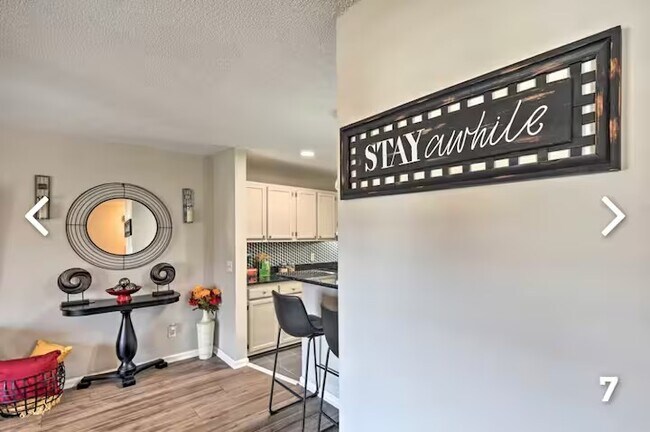 Photo - 328 Davidson St