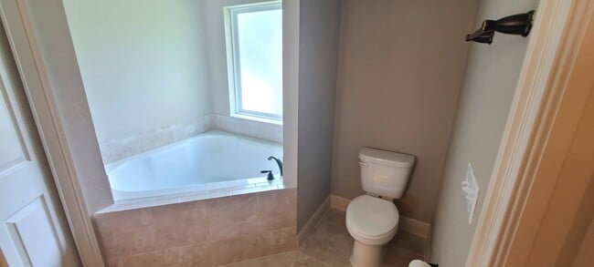 Photo - 16050 SW 49th Ct Rd