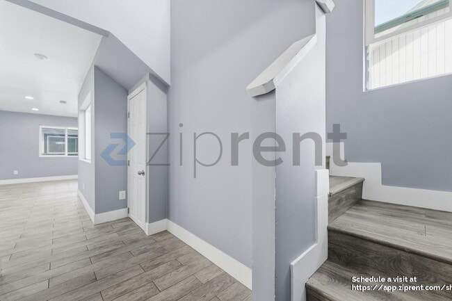 Photo - 4403 Jenkins Way