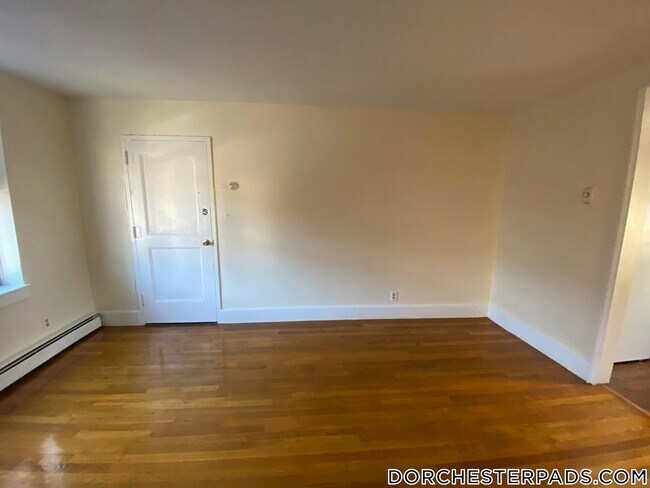 Photo - 9 Victory Rd Unidad 17