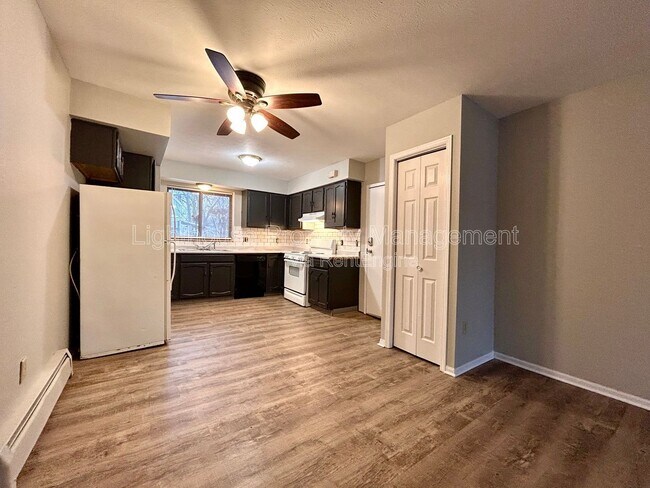 Photo - 2134 McKee Ave SW Unit 2