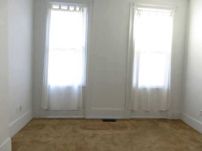 Photo - 1205 Locust St Unit Commercial Office - BR