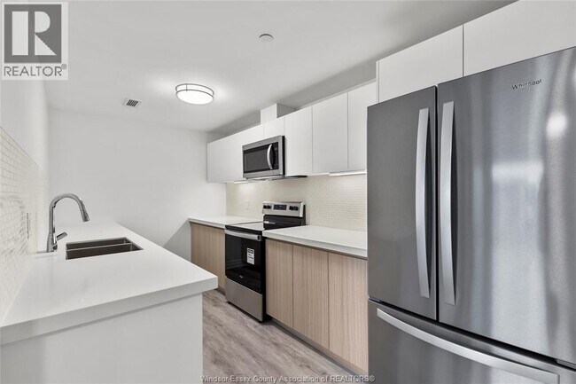 Photo - 3320 Stella Crescent Unit 611