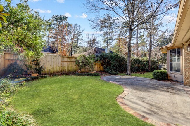 Photo - 124 S Brooksedge Cir