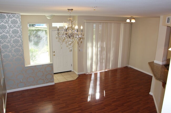 Photo - 1067 Niguel Ln