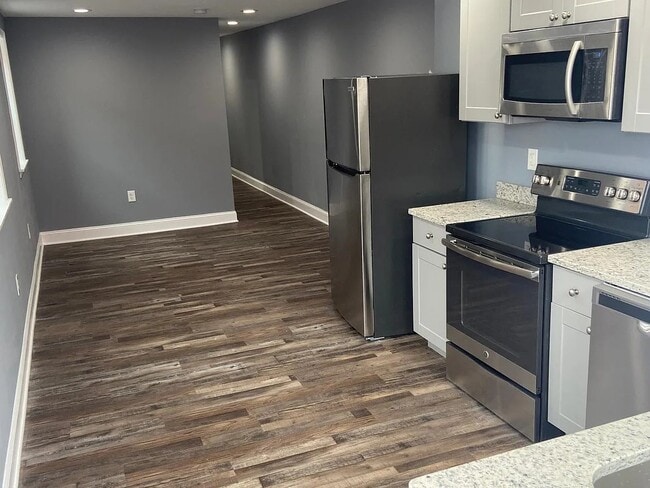 Building Photo - 803 Druid Park Lake Dr Unit B