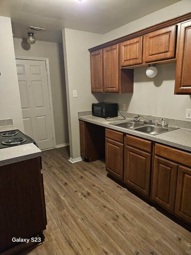 Room in Duplex on Stalcup Rd