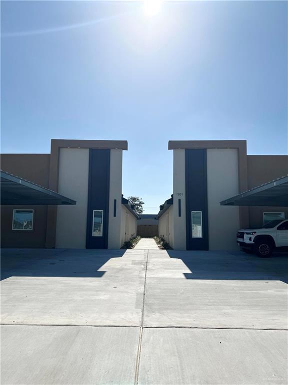 1201 Waterfall Ave Unit 4