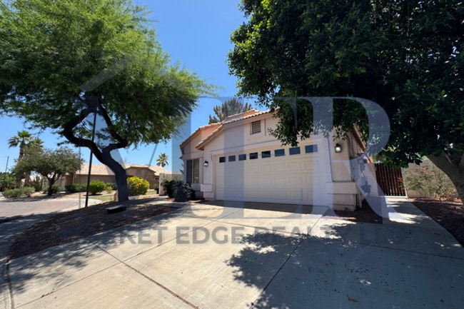 Photo - 3Bed/2Bath House at 51st Ave/Loop 101! $199 MOVE-IN SPECIAL! Ready for Immediate Move-In!