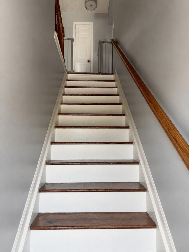 Photo - 22 Seton Hall Dr