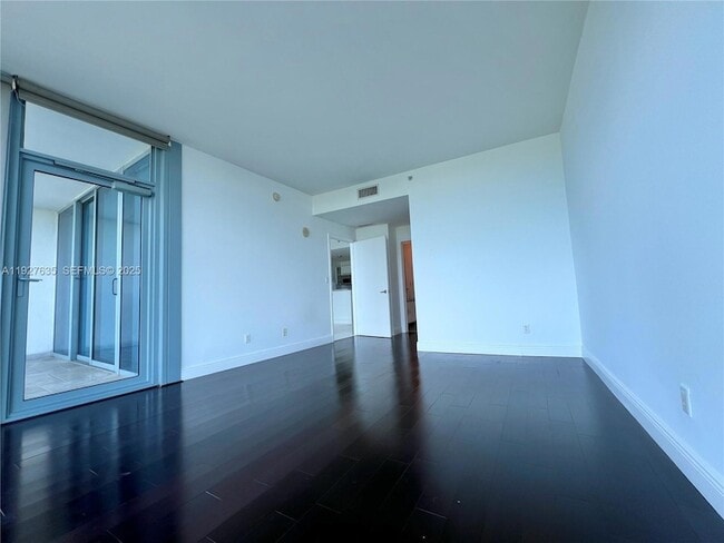 Photo - 601 NE 36th St Unit 1008