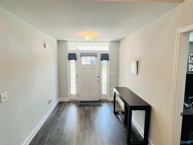 Photo - 208 Gwinnett Dr