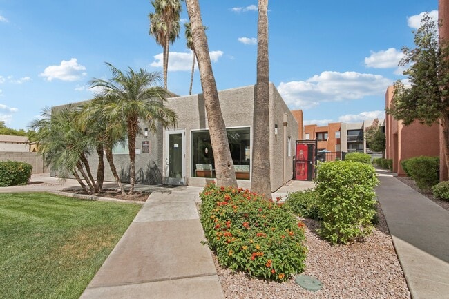 Leasing Office Building